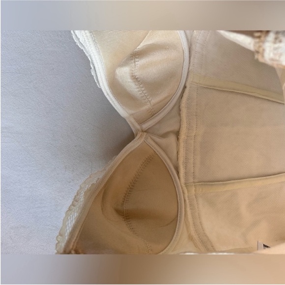 La PERLA Vintage Elegant Cream Lace Bustier - Picture 8 of 11